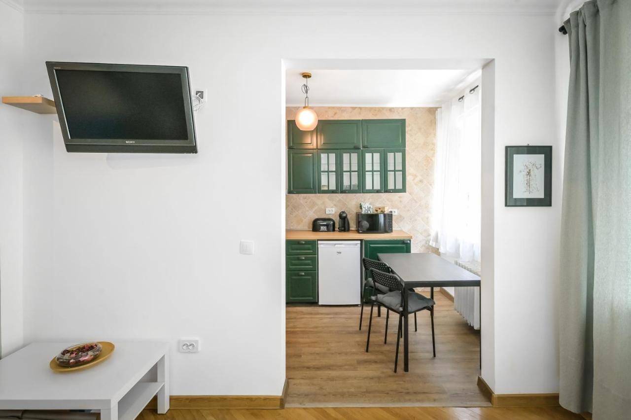 Floral Studio Retreat In Sofia City Center By Flat Mаnager Eksteriør billede